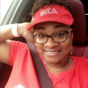 Meet your Posher, Shena